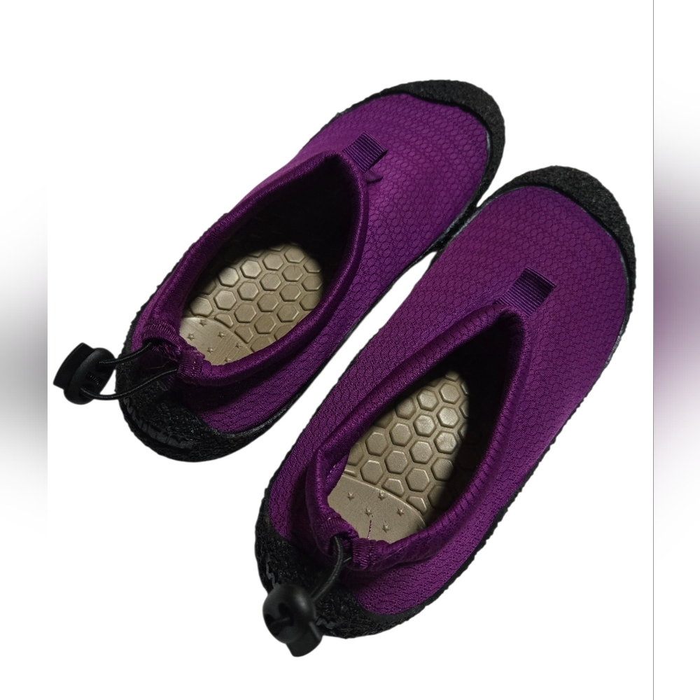 Purple Slip-On Water Shoes with Textured Sole Size M8/W9